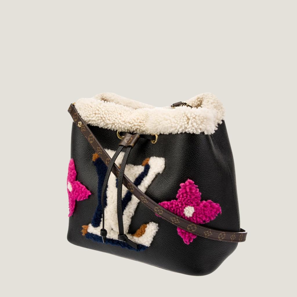 Сумка Neo Noe Teddy MM Louis Vuitton