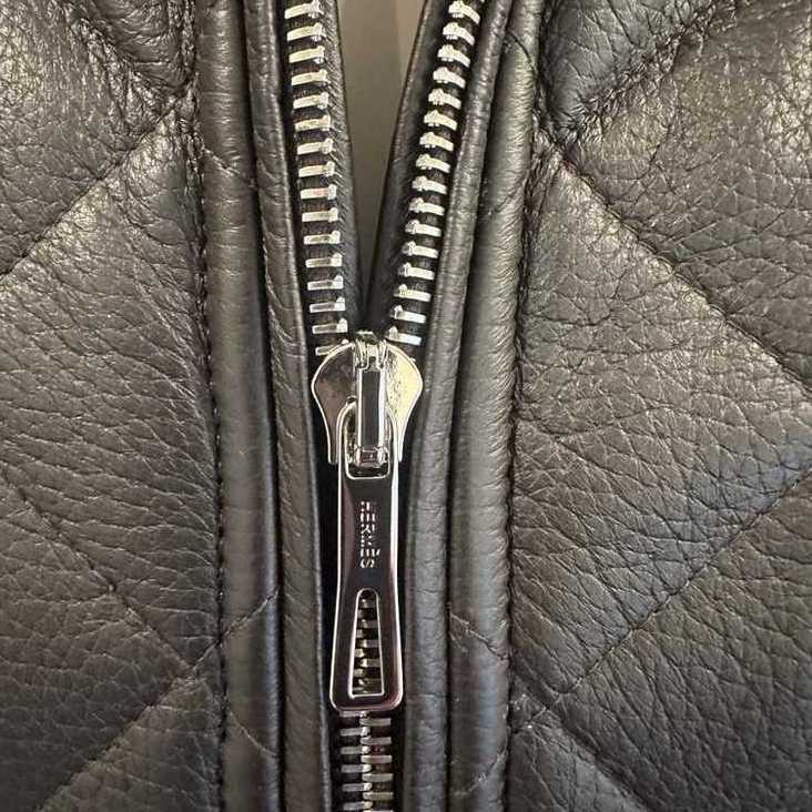 Куртка-бомбер Blouson из стёганой кожи с трикотажной отделкой