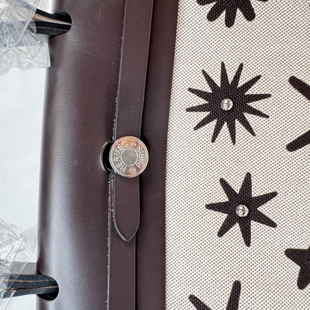 Сумка Herbag Zip 31 Hobnailed bag