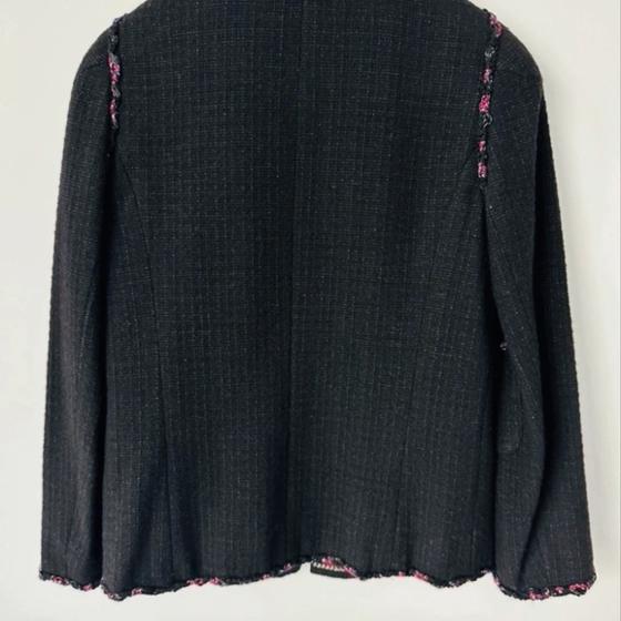 Пиджак твидовый La Petite Veste Noire с красной отделкой