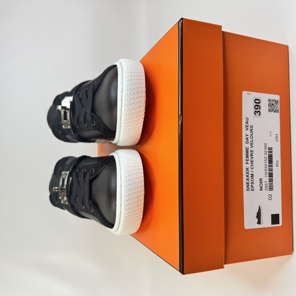 Кеды Day Sneaker Noir из телячьей кожи пряжка Kelly с палладиевым покрытием