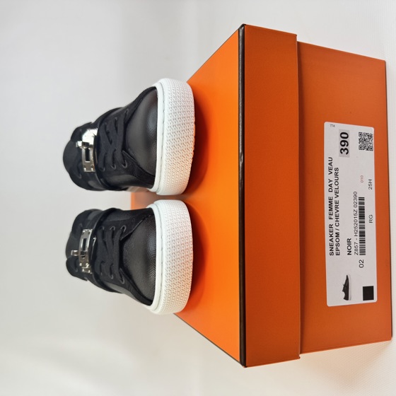 Кеды Day Sneaker Noir из телячьей кожи пряжка Kelly с палладиевым покрытием