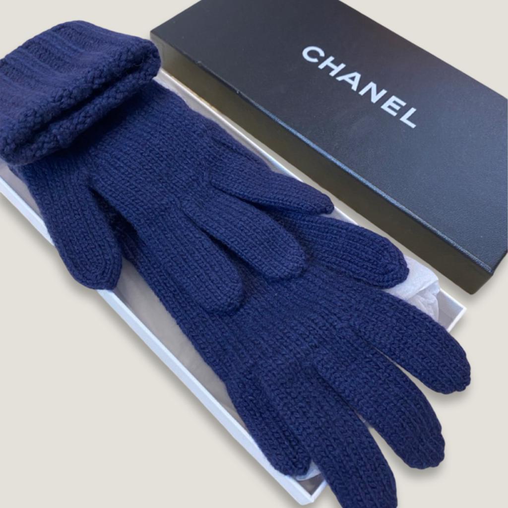 Перчатки CHANEL