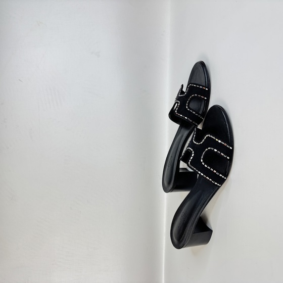 Oasis Sandal Black с декоративными кристаллами