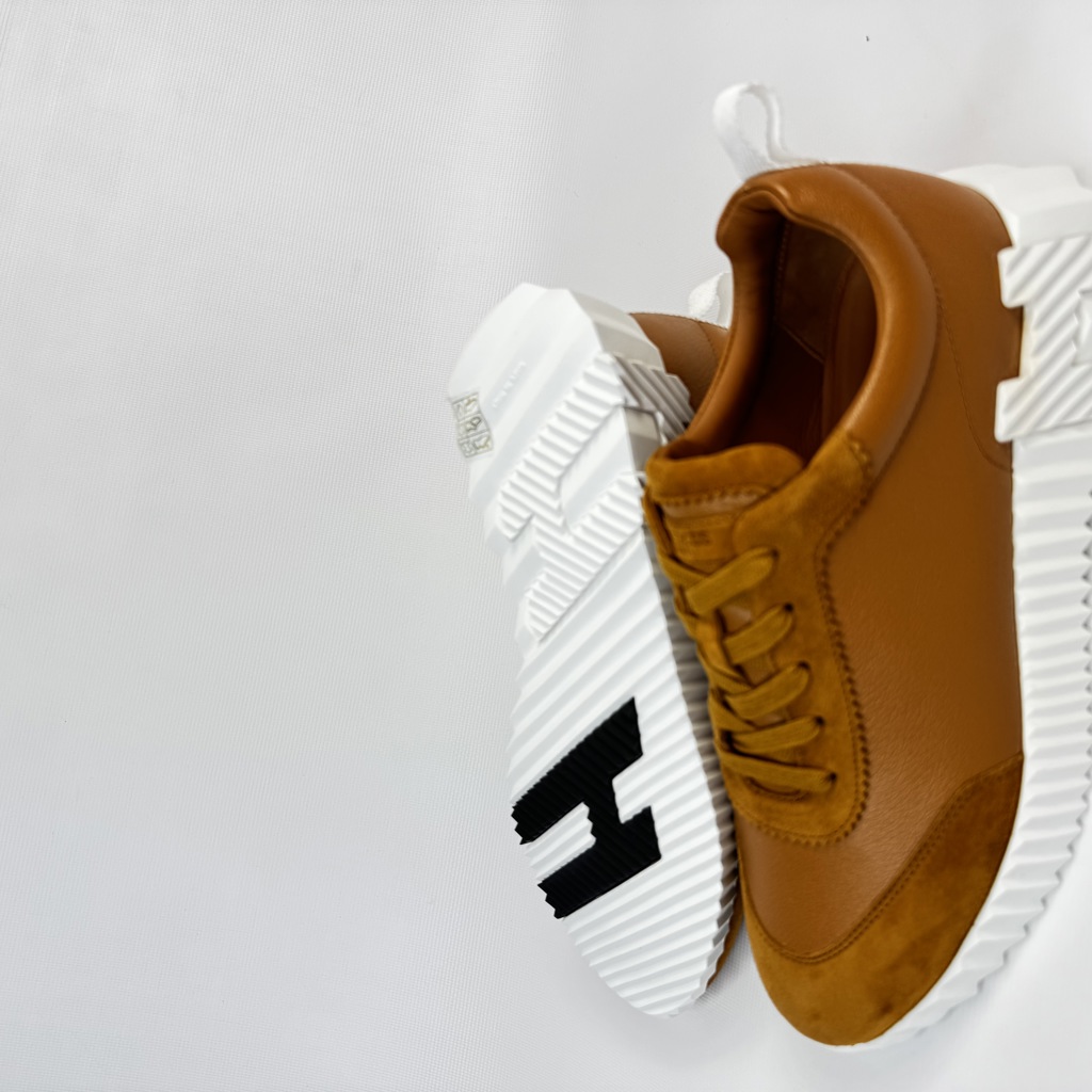 Кроссовки Bouncing sneaker