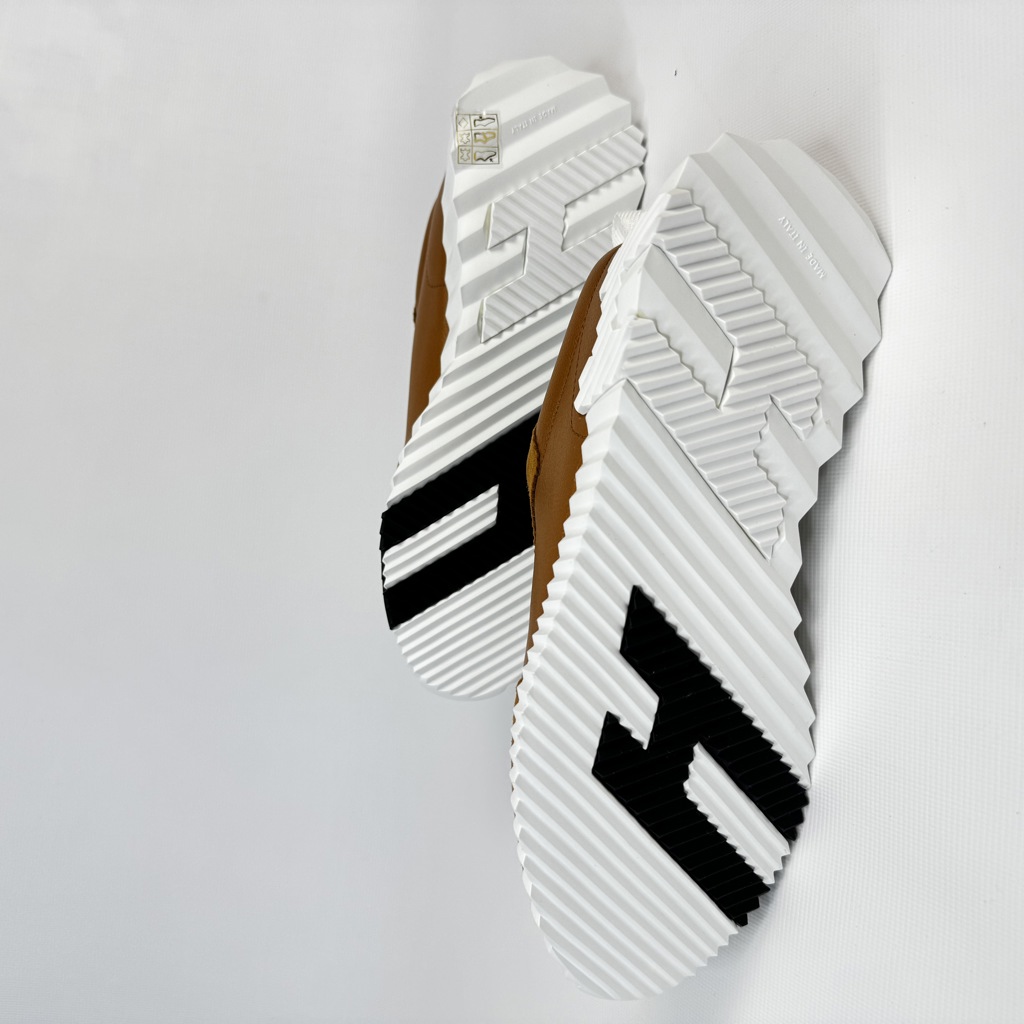 Кроссовки Bouncing sneaker
