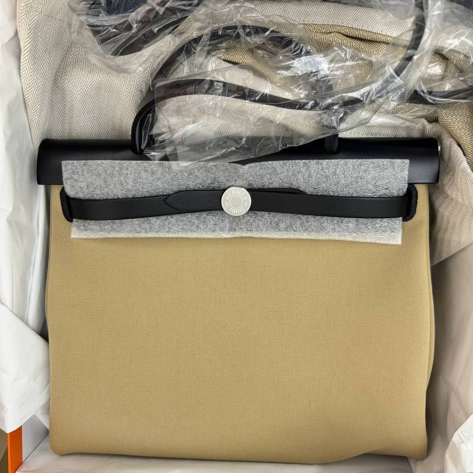 Сумка Herbag Zip 31 из канвы Militaire и кожи Hunter бежевая