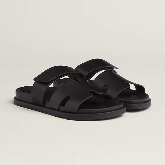 Сандалии Chypre sandal Noir из телячьей кожи HERMES