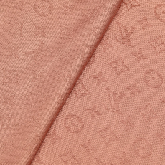Розовая шаль Monogram Classic