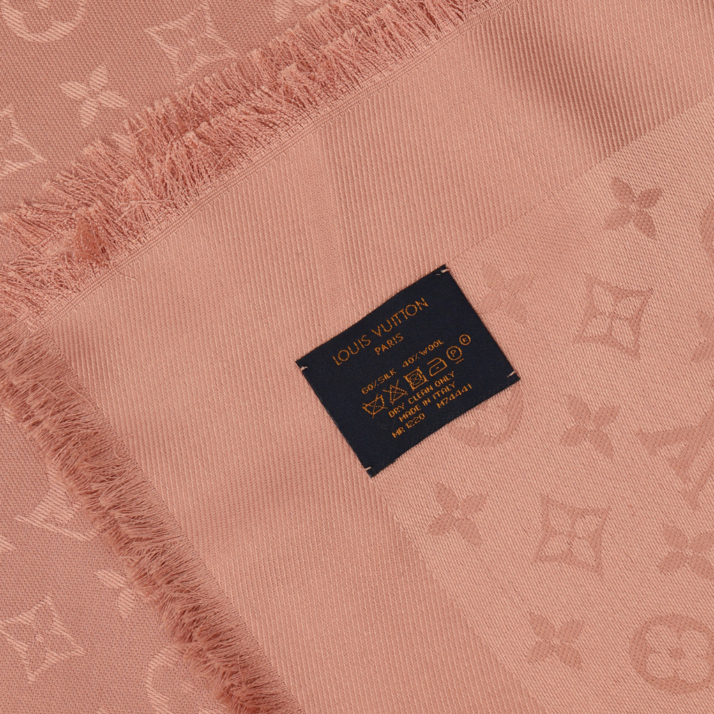 Розовая шаль Monogram Classic