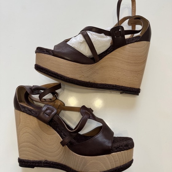 Босоножки на высокой деревянной танкетке HERMES