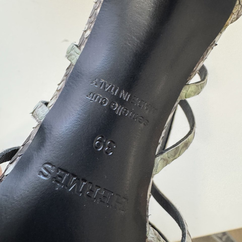 Босоножки Cage из лимитированной коллекции из кожи питона